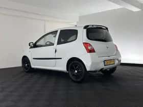 Renault Twingo (2011) thumbnail 5