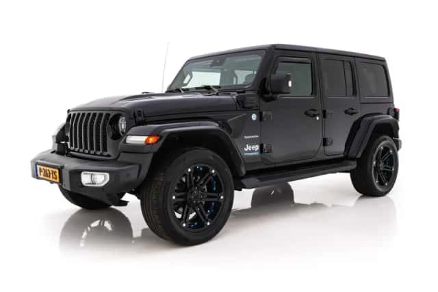 Jeep Wrangler (2021) thumbnail 4