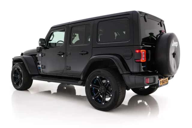 Jeep Wrangler (2021) thumbnail 5