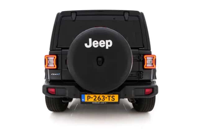 Jeep Wrangler (2021) thumbnail 6