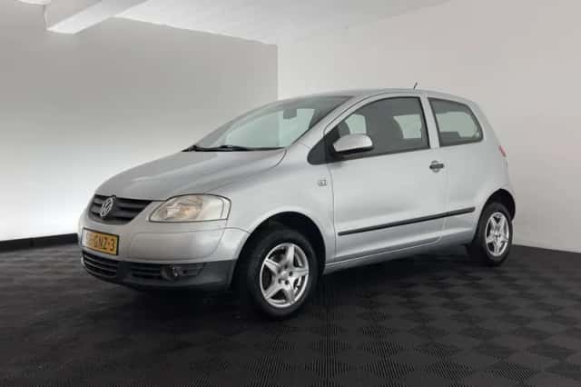 Volkswagen Fox (2008) thumbnail 4