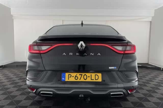 Renault Arkana (2022) thumbnail 6