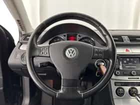 Volkswagen Passat (2006) thumbnail 15