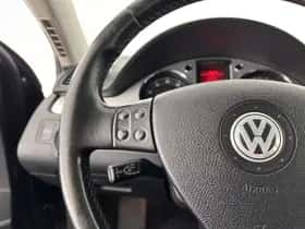 Volkswagen Passat (2006) thumbnail 17