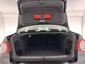 Volkswagen Passat (2006) thumbnail 10