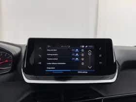 Peugeot 208 (2021) thumbnail 17
