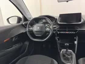 Peugeot 208 (2021) thumbnail 8