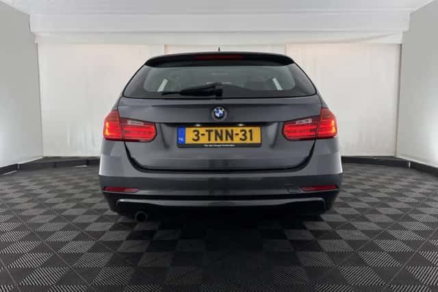 BMW 3-Serie (2014) thumbnail 6