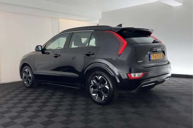 Kia Niro EV (2023) thumbnail 5