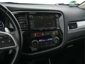 Mitsubishi Outlander (2014) thumbnail 14