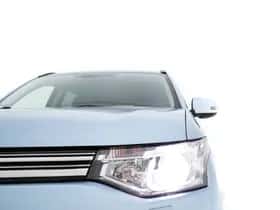 Mitsubishi Outlander (2014) thumbnail 27