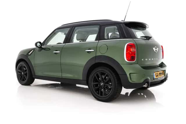 MINI Countryman (2015) thumbnail 5
