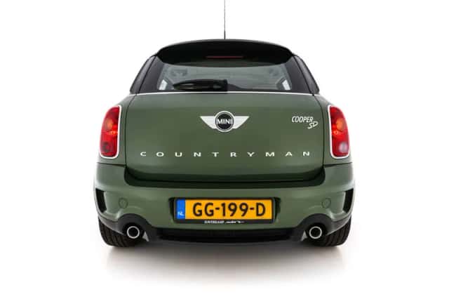 MINI Countryman (2015) thumbnail 6