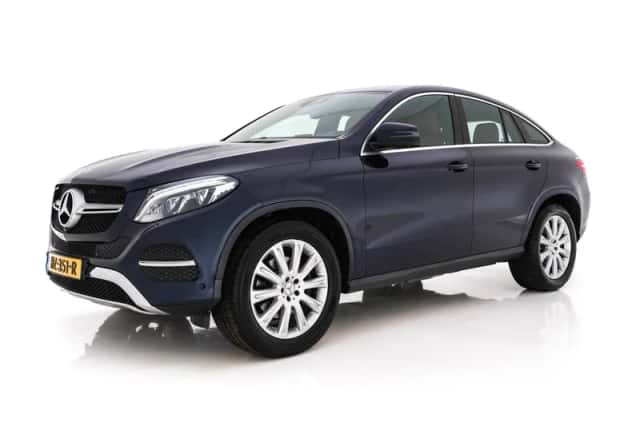 Mercedes-Benz GLE (2016) thumbnail 4
