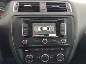 Volkswagen Jetta (2013) thumbnail 14
