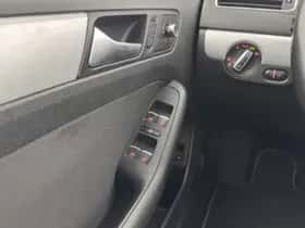 Volkswagen Jetta (2013) thumbnail 19
