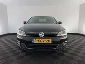 Volkswagen Jetta (2013) thumbnail 3