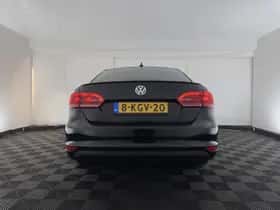 Volkswagen Jetta (2013) thumbnail 6
