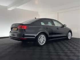 Volkswagen Jetta (2013) thumbnail 7
