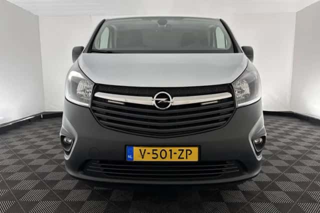 Opel Vivaro (2019) thumbnail 3