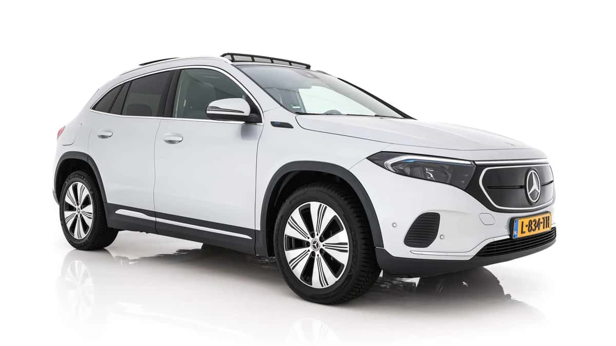 Mercedes-Benz EQA — foto 1