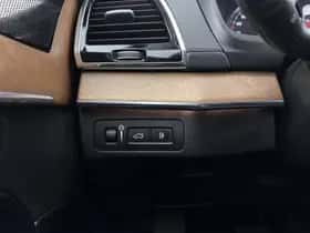Volvo XC90 (2019) thumbnail 25