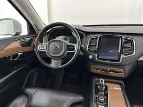 Volvo XC90 (2019) thumbnail 9