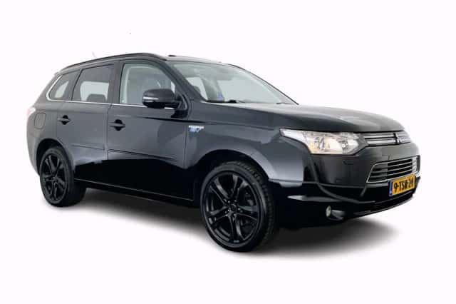 Mitsubishi Outlander (2014) thumbnail 1