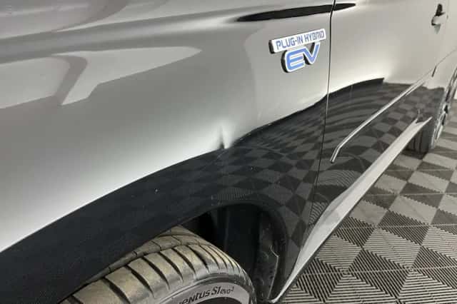 Mitsubishi Outlander (2014) thumbnail 33