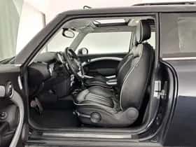 MINI Cooper S (2007) thumbnail 9