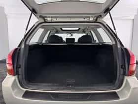 Subaru Outback thumbnail 12