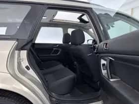 Subaru Outback thumbnail 13
