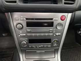 Subaru Outback thumbnail 15