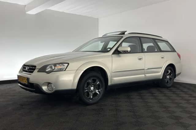 Subaru Outback (2005) thumbnail 4