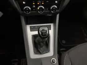 Škoda Octavia (2018) thumbnail 17