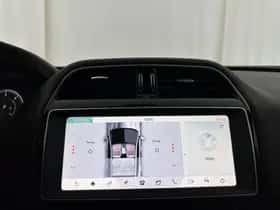 Jaguar F-Pace (2019) thumbnail 16