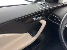 Jaguar F-Pace (2019) thumbnail 24