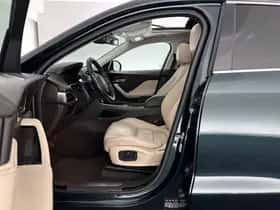 Jaguar F-Pace (2019) thumbnail 9