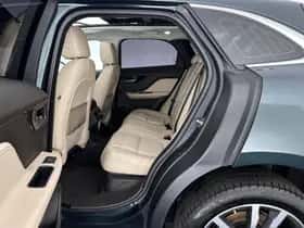 Jaguar F-Pace (2019) thumbnail 10