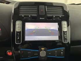Nissan Leaf (2016) thumbnail 15