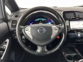 Nissan Leaf (2016) thumbnail 18