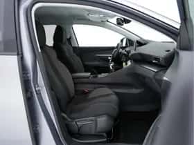 Peugeot 3008 (2019) thumbnail 12