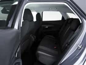 Peugeot 3008 (2019) thumbnail 10