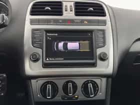 Volkswagen Polo (2015) thumbnail 19
