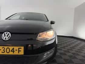 Volkswagen Polo (2015) thumbnail 21