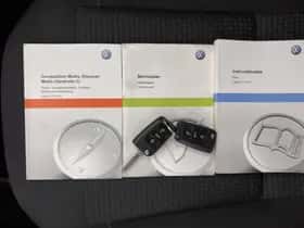 Volkswagen Polo (2015) thumbnail 24