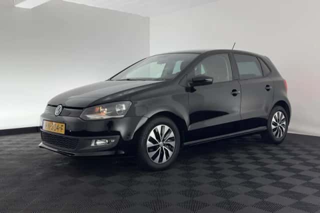 Volkswagen Polo (2015) thumbnail 4