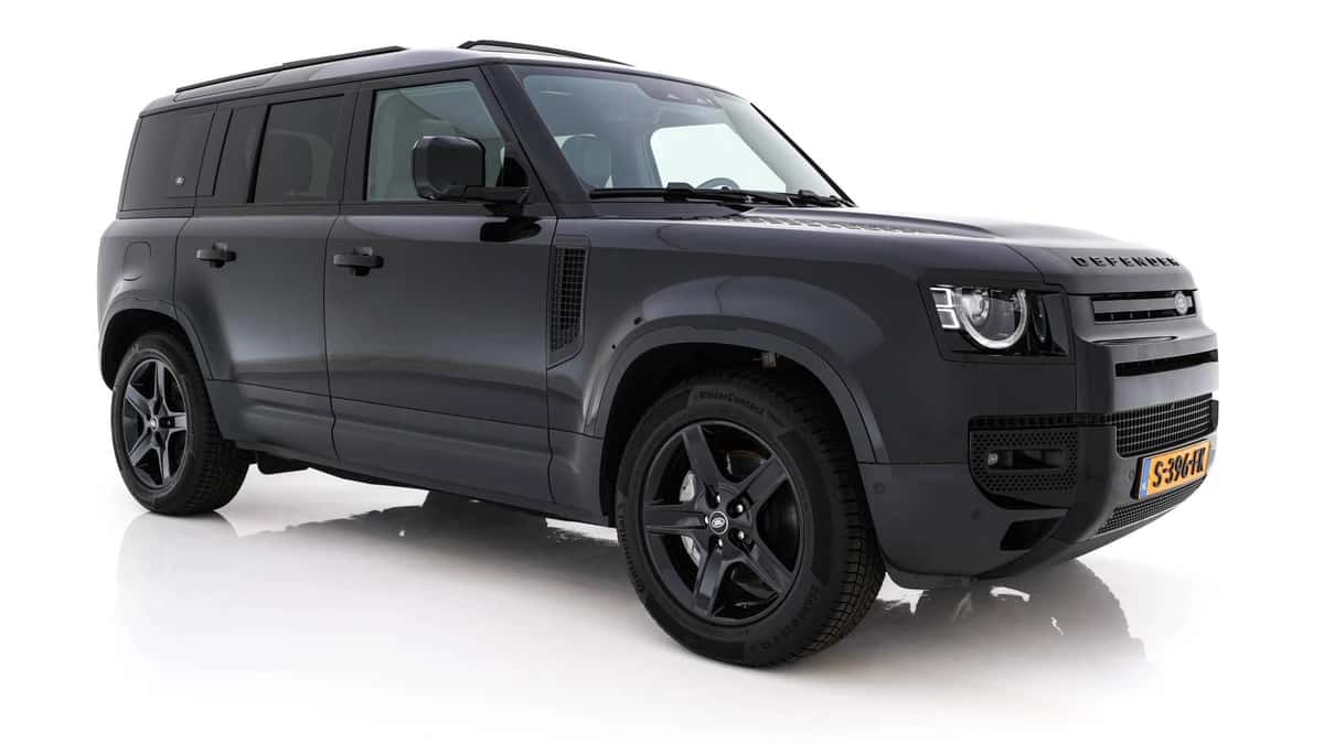 Land Rover Defender (2023) — foto 1