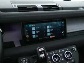 Land Rover Defender (2023) thumbnail 18