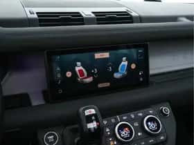 Land Rover Defender (2023) thumbnail 19
